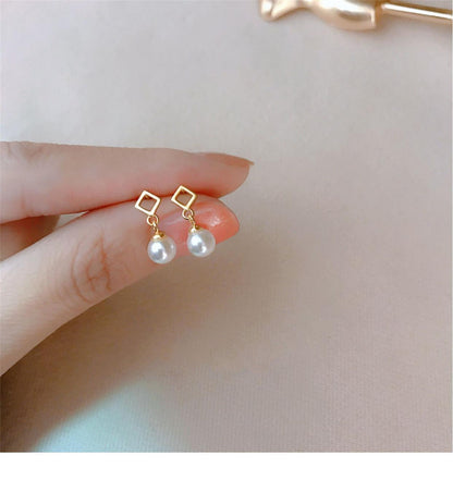 Modern Geometric Pearl Earrings