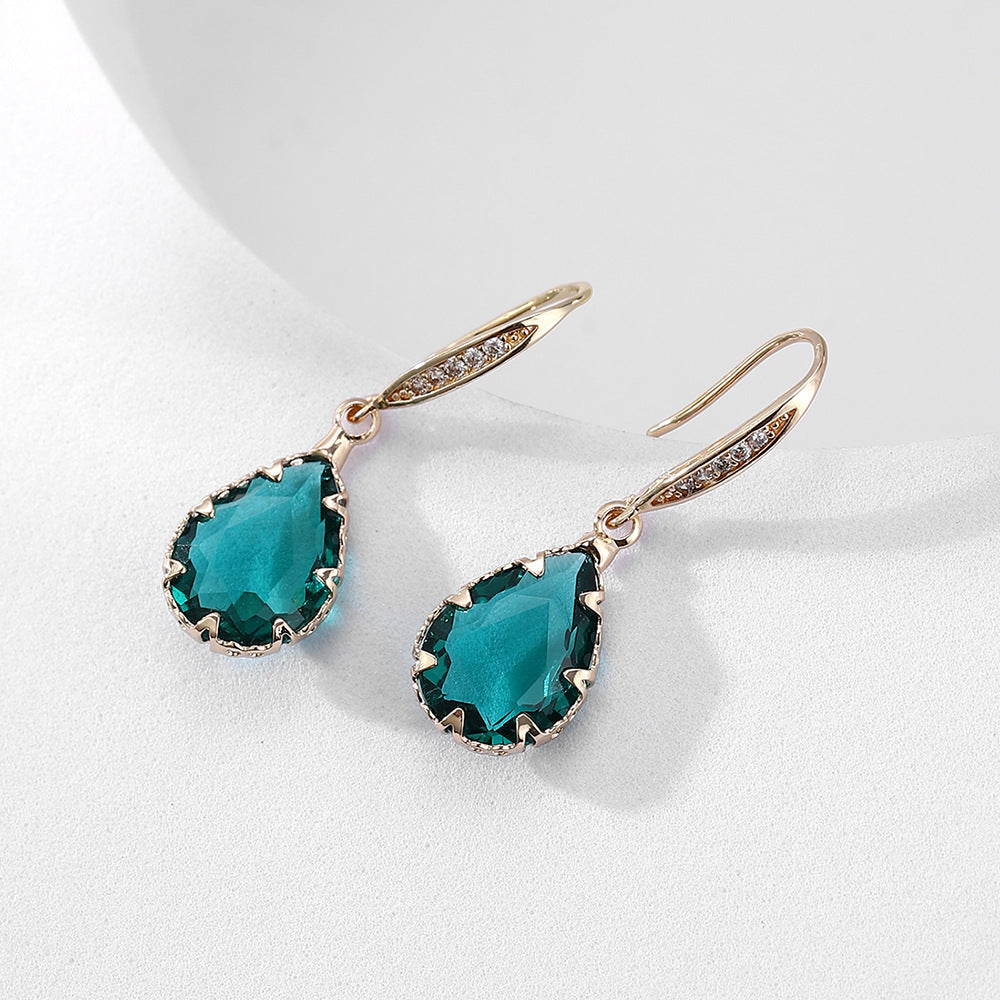 Elegant Teardrop Earrings